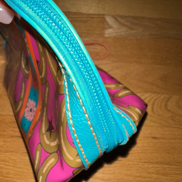 Catchfly Vinyl Cosmetic Bag Wristlet Horseshoes Pink Turquoise - Picture 5 of 10